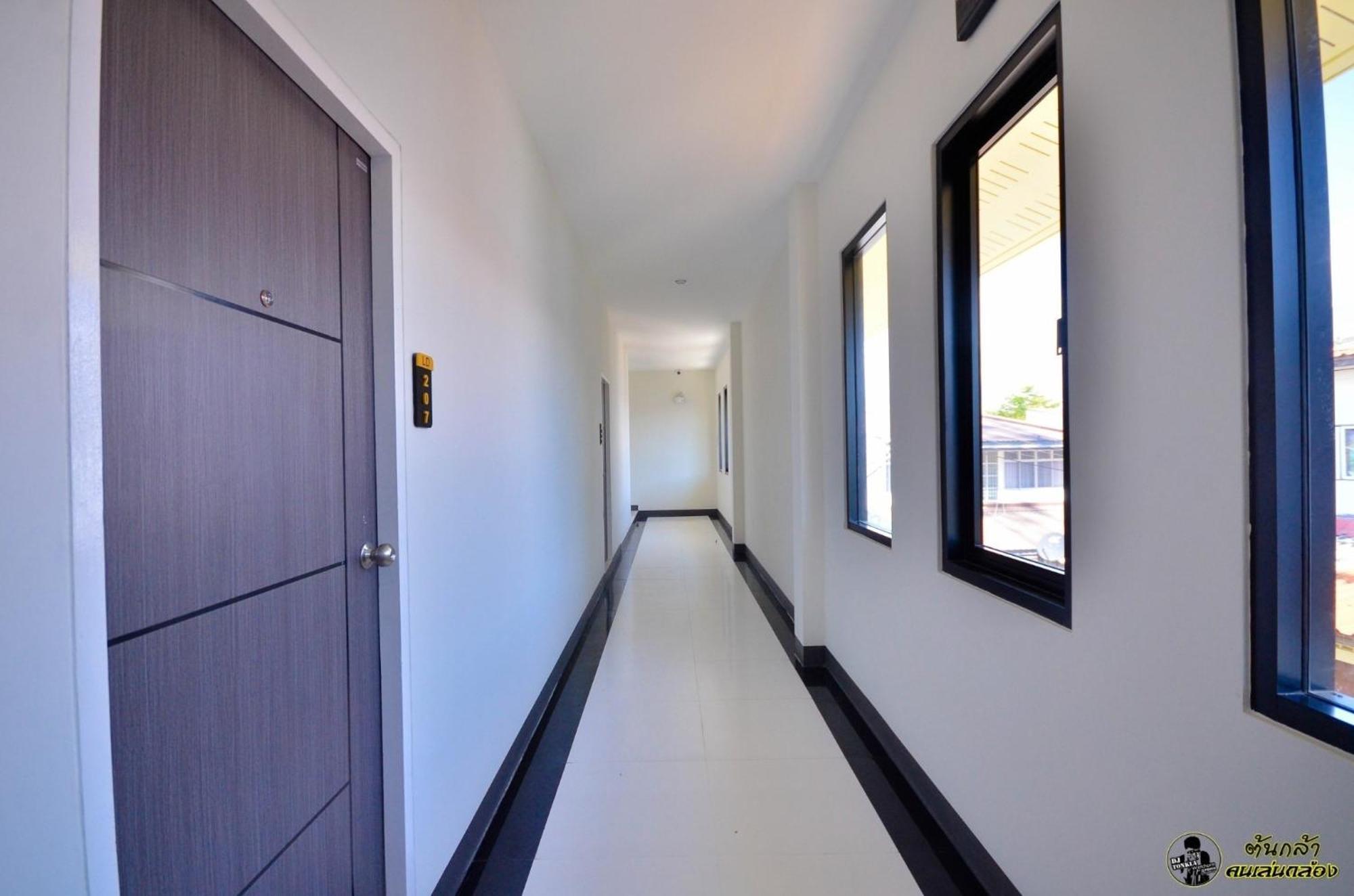 แอ่ว-ดีld Hotel&Residences Ngao Zewnętrze zdjęcie